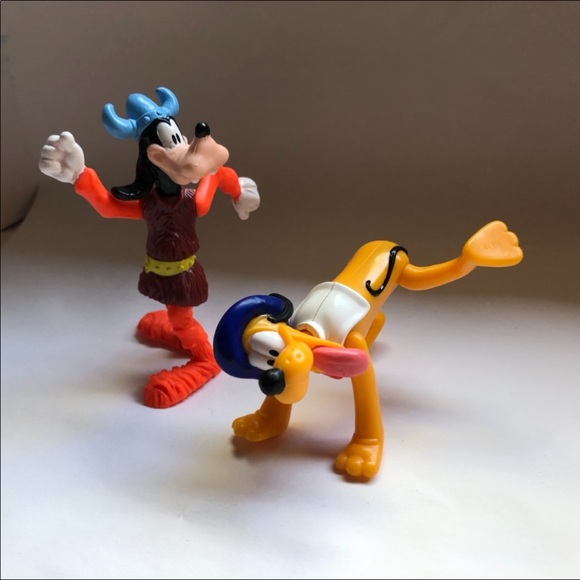 Disney Epcot McDonald’s Viking Goofy/ French Pluto - Picture 4 of 9